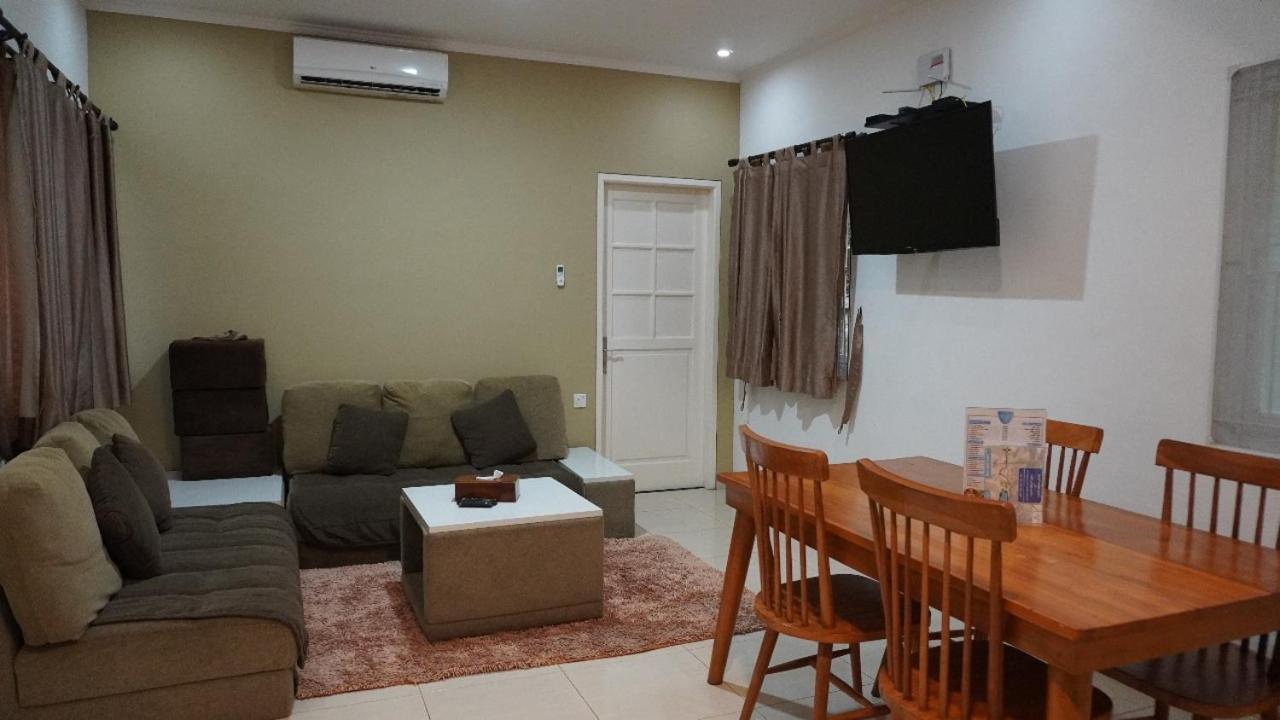 Diyar H8/7 Villa Puncak